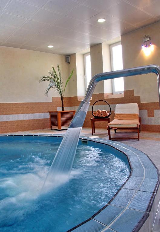 Hotel Prezident Palic Luaran gambar