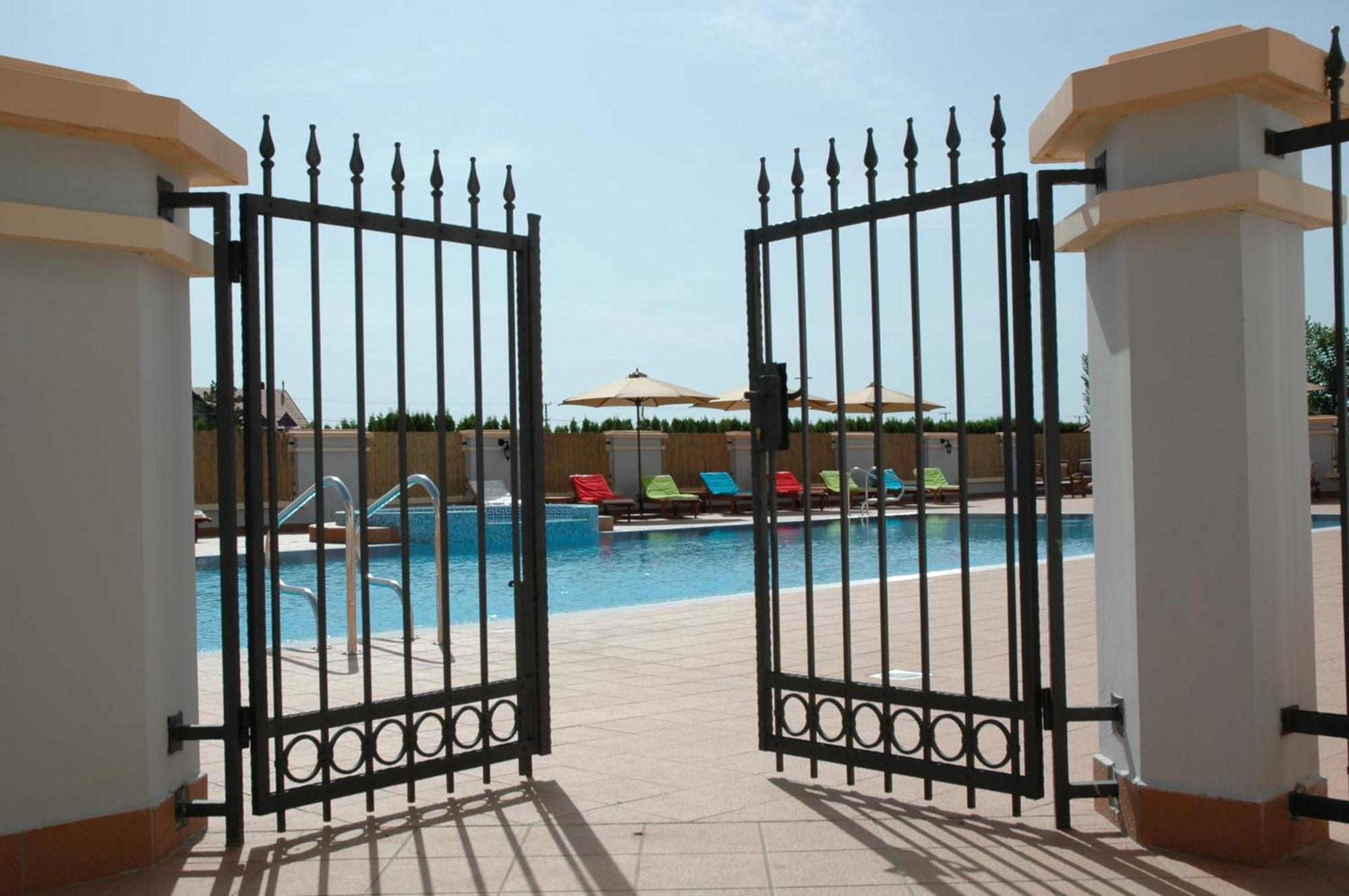 Hotel Prezident Palic Luaran gambar