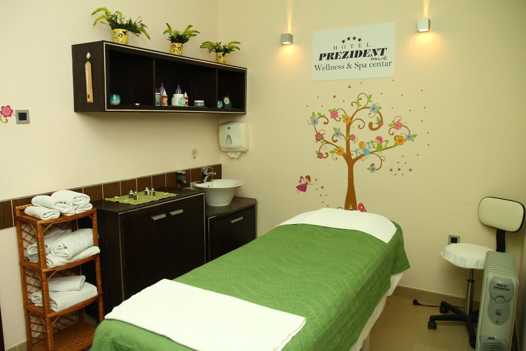 Hotel Prezident Palic Luaran gambar