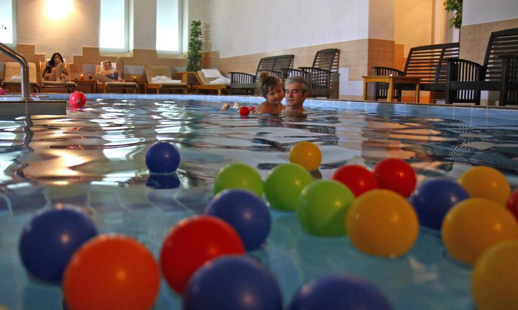 Hotel Prezident Palic Luaran gambar