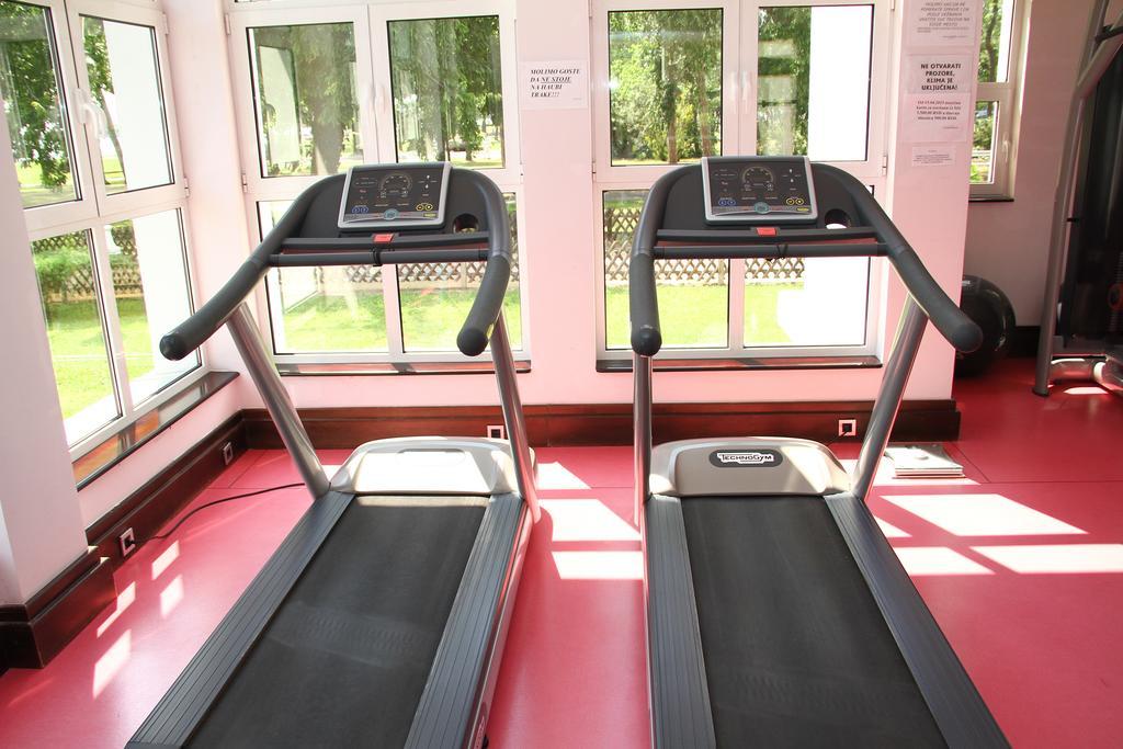 Hotel Prezident Palic Luaran gambar