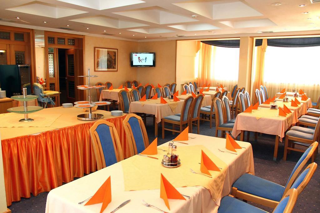 Hotel Prezident Palic Luaran gambar
