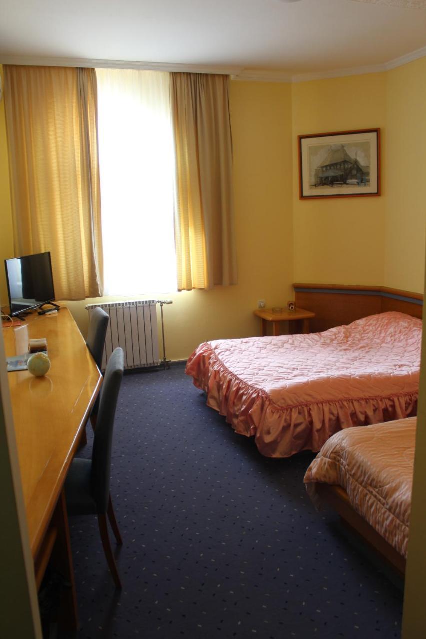 Hotel Prezident Palic Luaran gambar
