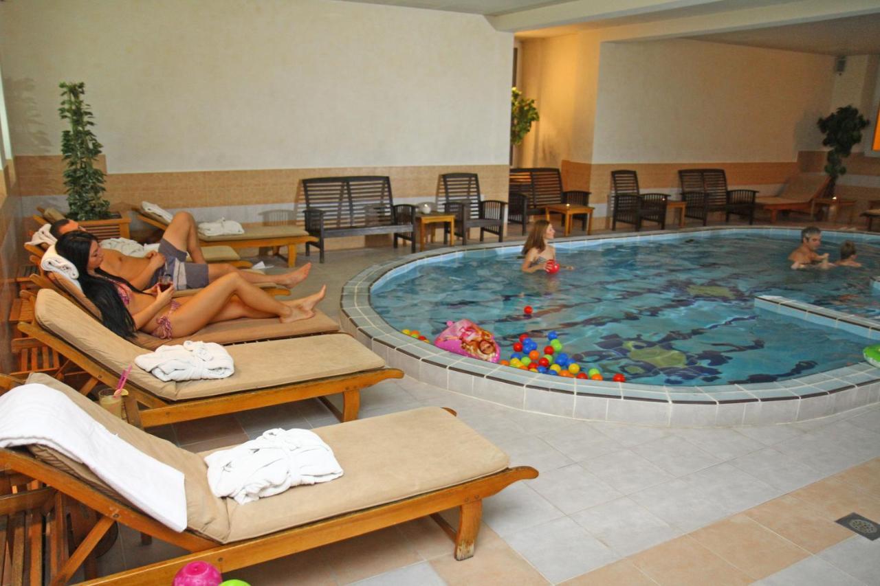 Hotel Prezident Palic Luaran gambar